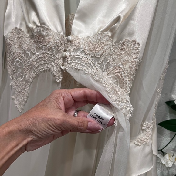 Jonquil by Diane Samandi  Bride Night gown and Robe ✨Size petit Small - Picture 15 of 16